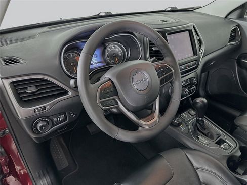Used 2022 Jeep Cherokee Latitude Lux AWD/4WD image 23