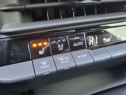 Certified 2025 Toyota Crown Limited w/ Advanced Technology Package image 31