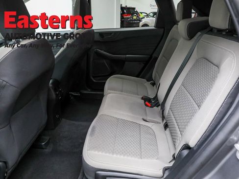 Used 2022 Ford Escape SE w/ Cold Weather Package image 21
