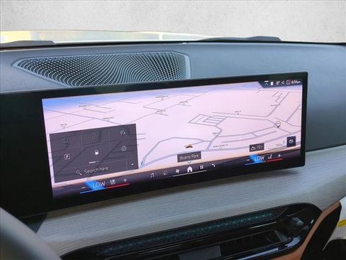 Certified 2025 BMW 330i Sedan w/ Premium Package image 10