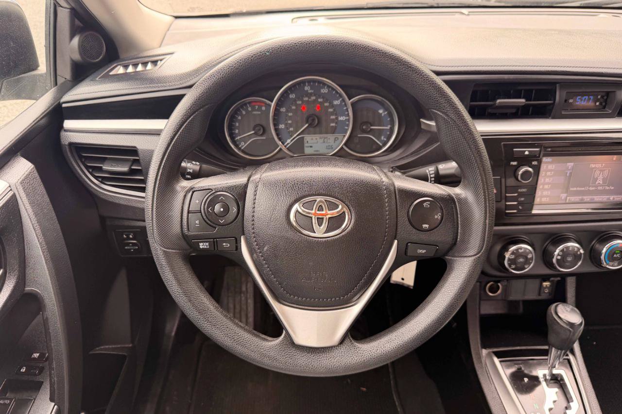 Used 2016 Toyota Corolla L FWD image 13