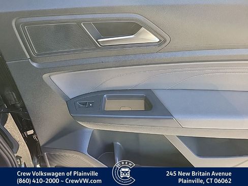 Certified 2021 Volkswagen Atlas SE w/ Panoramic Sunroof Package image 46