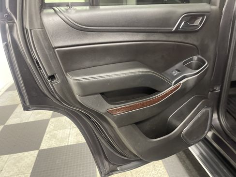 Used 2018 GMC Yukon SLE w/ SLE Value Package image 15