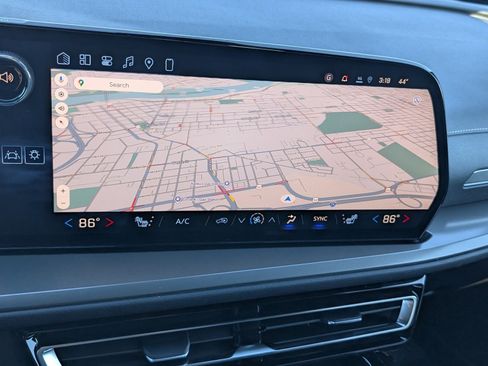 New 2026 Chevrolet Traverse LT w/ Driver Confidence Package image 10