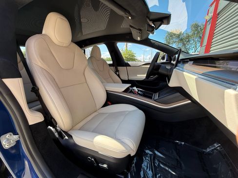 Used 2022 Tesla Model S AWD/4WD image 23