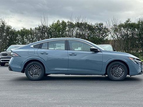 New 2026 Nissan Sentra SV w/ Floor Mat Package image 3