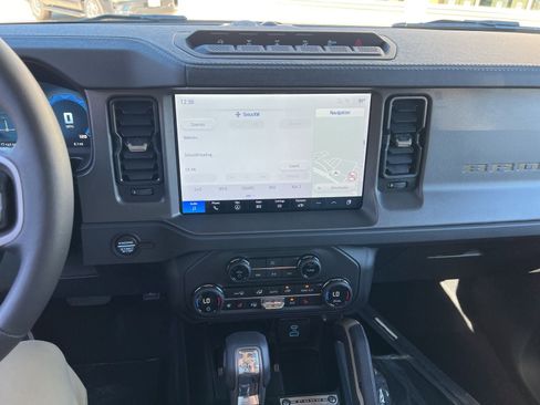 New 2025 Ford Bronco Badlands w/ Sasquatch Package image 28