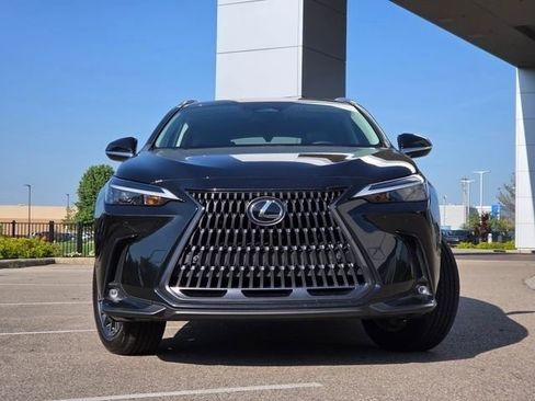 Used 2023 Lexus NX 350 AWD image 3