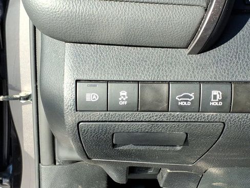 Used 2024 Toyota Camry SE image 22