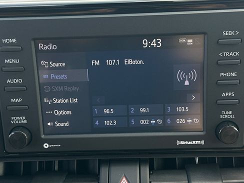 Used 2022 Toyota RAV4 XLE w/ Convenience Package image 25