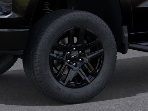New 2026 Chevrolet Silverado 1500 Custom Trail Boss w/ Midnight Edition AWD/4WD image 9