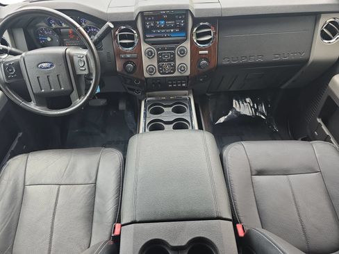 Used 2016 Ford F250 Lariat w/ Lariat Ultimate Package AWD/4WD image 9