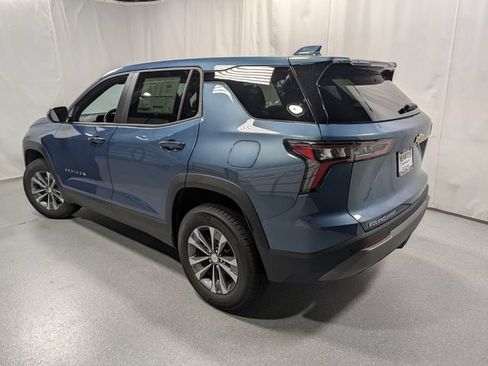 New 2026 Chevrolet Equinox LT AWD/4WD image 6