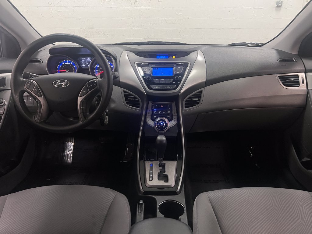 Used 2013 Hyundai Elantra GLS w/ Preferred Pkg FWD image 12