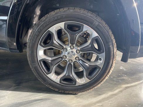 Used 2019 RAM 1500 Limited AWD/4WD image 10