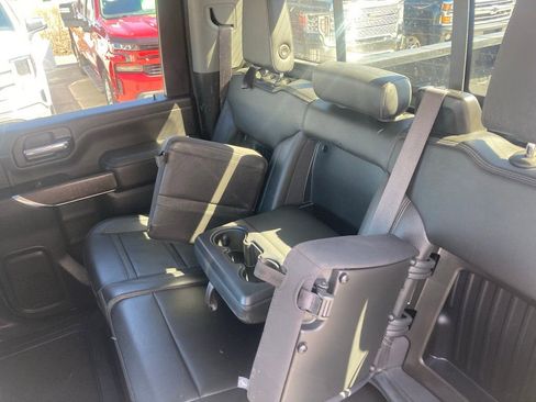 Used 2022 GMC Sierra 2500 Denali image 13