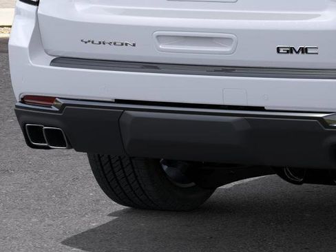 New 2026 GMC Yukon Denali Ultimate AWD/4WD image 14