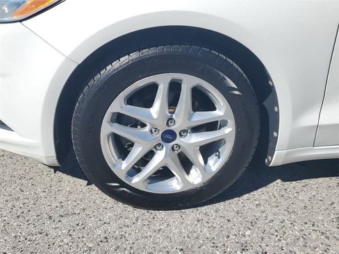 Used 2013 Ford Fusion SE image 5