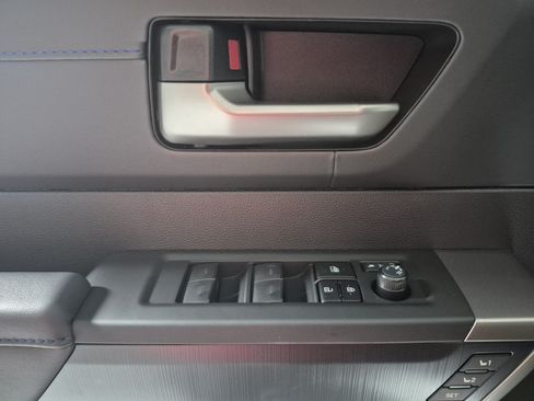 New 2026 Toyota Tundra Platinum AWD/4WD image 15