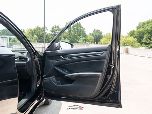 Used 2019 Honda Accord Sport image 40