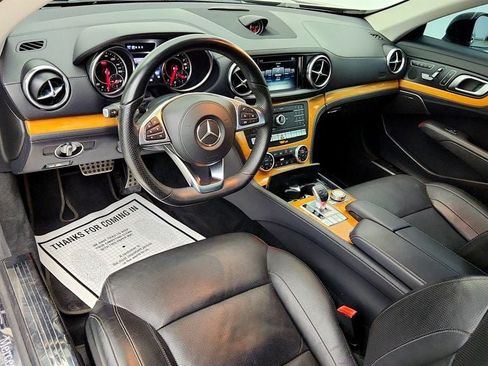 Used 2017 Mercedes-Benz SL 550 image 12