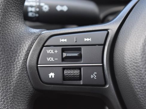 New 2026 Honda HR-V LX image 5