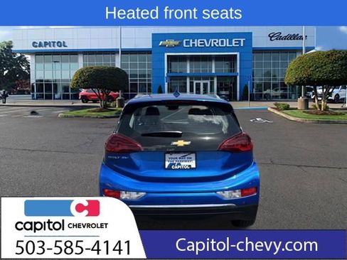 Used 2020 Chevrolet Bolt Premier w/ Infotainment Package FWD image 5