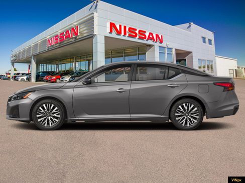 New 2026 Nissan Altima 2.5 SV FWD image 3