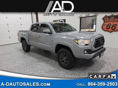 Used 2021 Toyota Tacoma SR5 RWD image 1