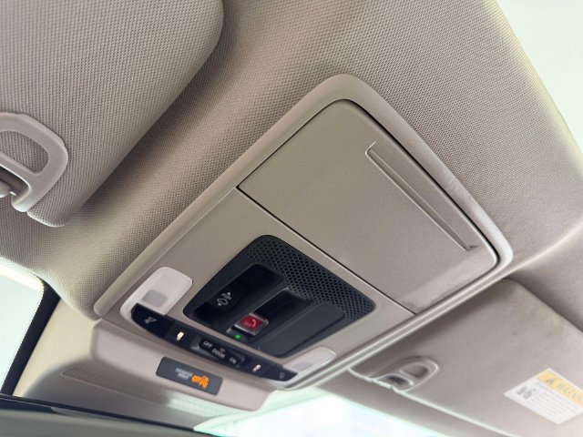 Used 2024 Honda Accord Touring image 31