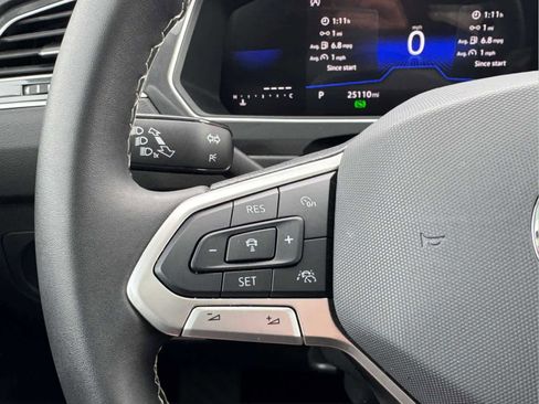 Certified 2024 Volkswagen Tiguan SE image 26