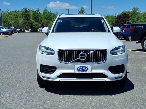 Used 2021 Volvo XC90 T5 Momentum w/ Climate Package AWD/4WD image 2