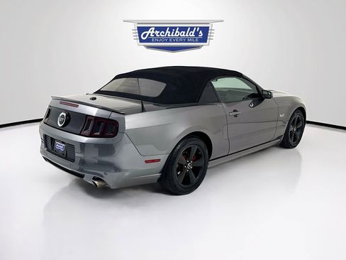 Used 2013 Ford Mustang GT Premium RWD image 32