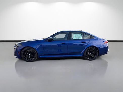 New 2027 BMW M5 w/ Carbon Package AWD/4WD image 6