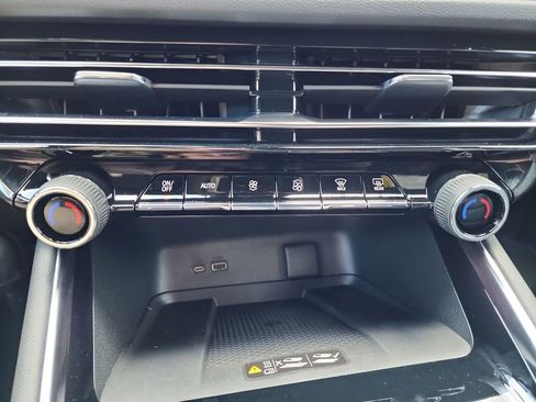 New 2026 Chevrolet Traverse RS w/ LPO, Floor Liner Package image 28