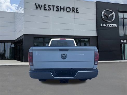Used 2014 RAM 2500 Tradesman w/ Chrome Appearance Group image 4