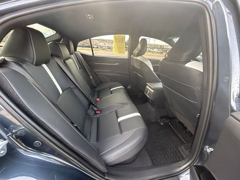 Used 2026 Toyota Camry SE w/ Convenience Package image 31