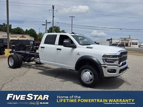 New 2026 RAM 4500 Tradesman w/ Chrome Appearance Group AWD/4WD image 1
