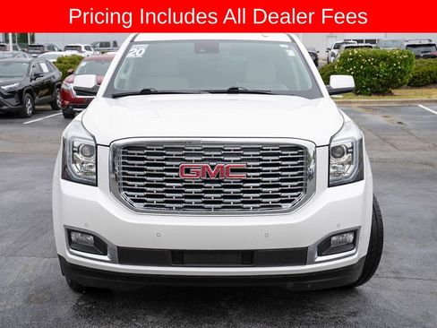Used 2020 GMC Yukon Denali w/ Denali Premium Package AWD/4WD image 2