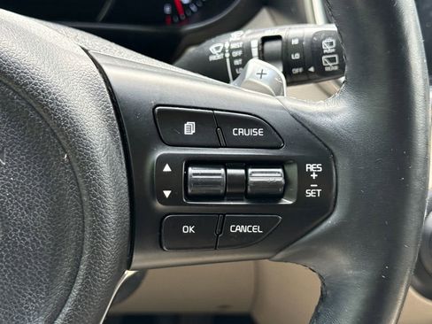 Used 2017 Kia Sorento EX w/ EX Premium Package FWD image 28