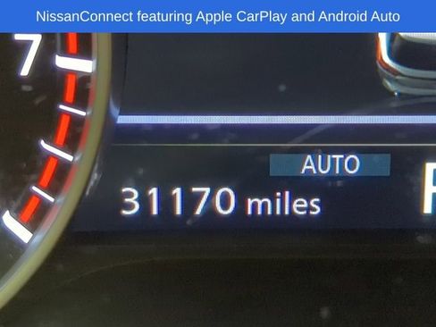 Used 2025 Nissan Pathfinder SV image 13
