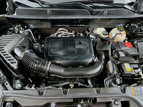 Used 2023 GMC Acadia SLT w/ Elevation Edition image 36