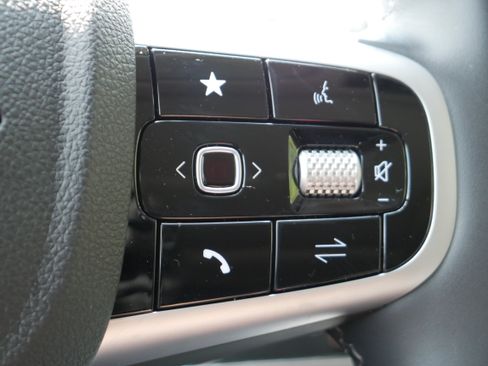 Used 2026 Genesis GV70 2.5T Select AWD/4WD image 27