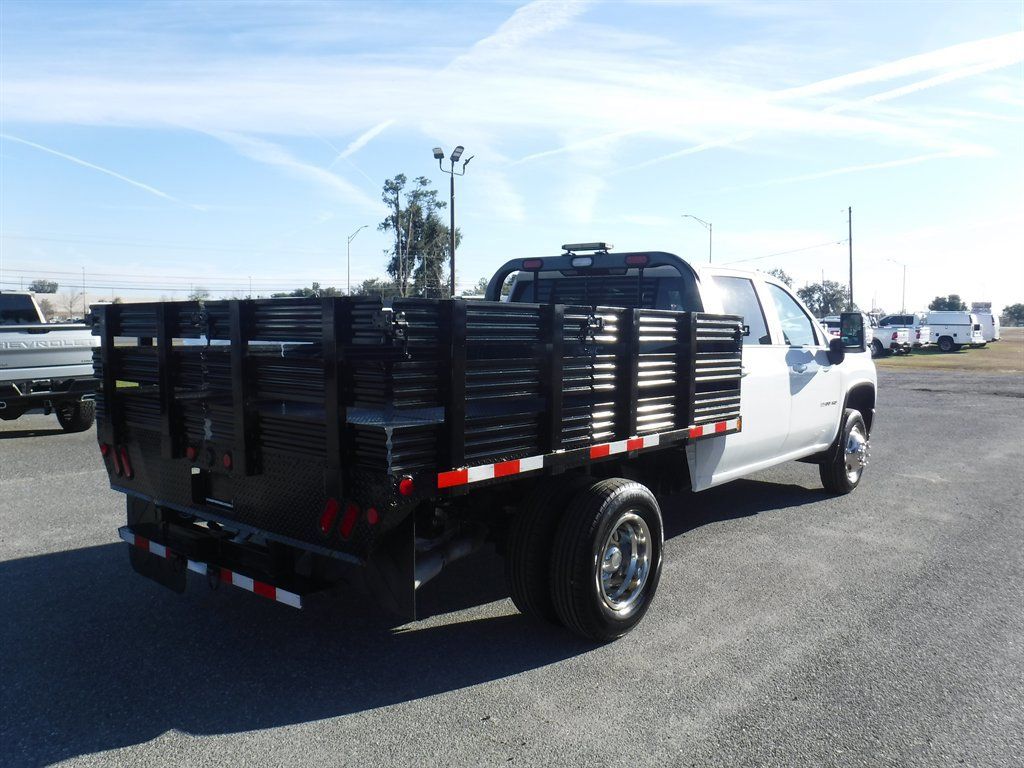 Used 2023 Chevrolet Silverado 3500 LT AWD/4WD image 3