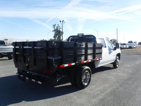 Used 2023 Chevrolet Silverado 3500 LT AWD/4WD image 3