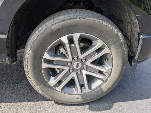 Used 2022 Ford F150 XL w/ STX Appearance Package AWD/4WD image 38