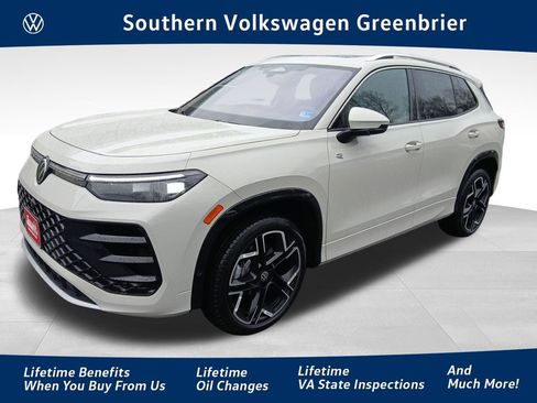 New 2026 Volkswagen Tiguan SEL R-Line image 1