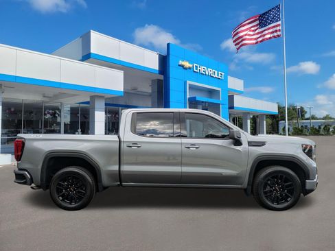 Used 2024 GMC Sierra 1500 Elevation AWD/4WD image 2