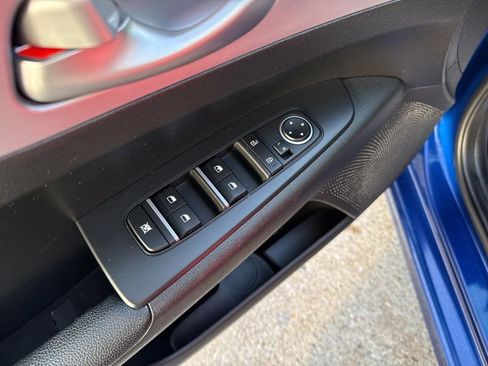 Used 2024 Kia Forte LXS w/ LXS Technology Package image 19