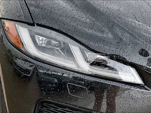 Used 2026 Jaguar F-PACE R-Dynamic S AWD/4WD image 30